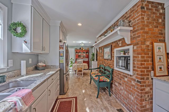 163 Washington Circle, Wallace, NC 28466