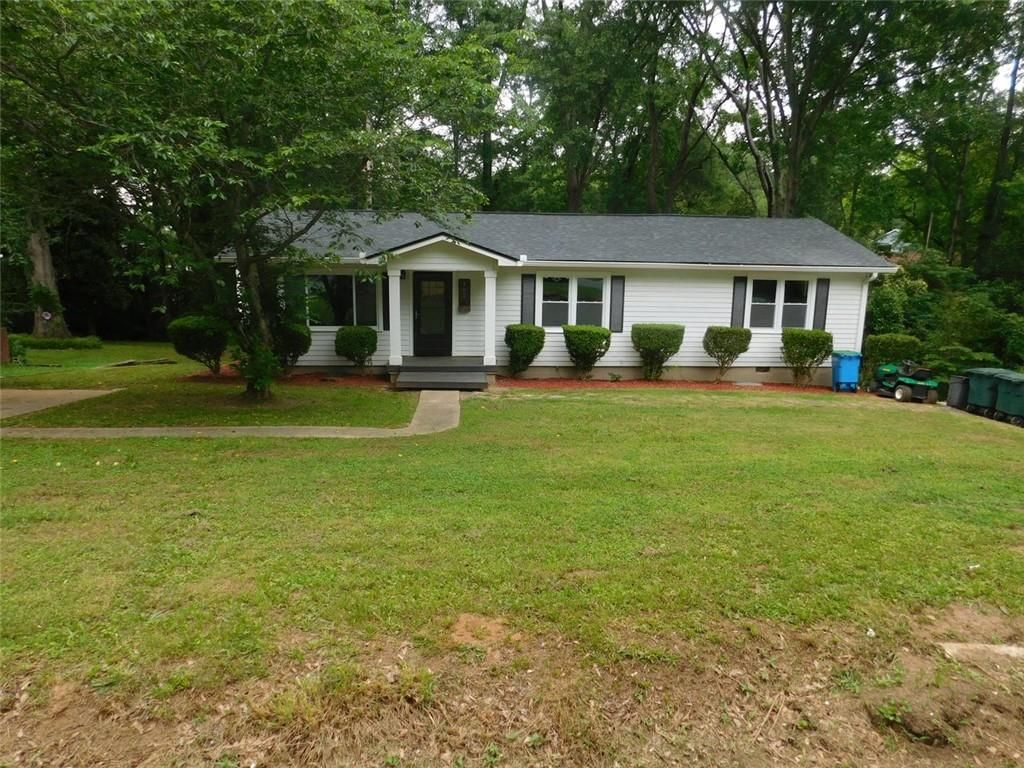 182 TROY Street, Commerce, GA 30529