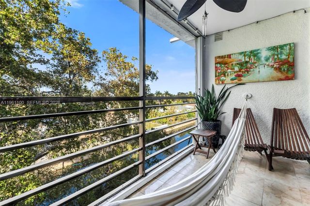 120 Royal Park Dr 4F, Oakland Park, FL 33309