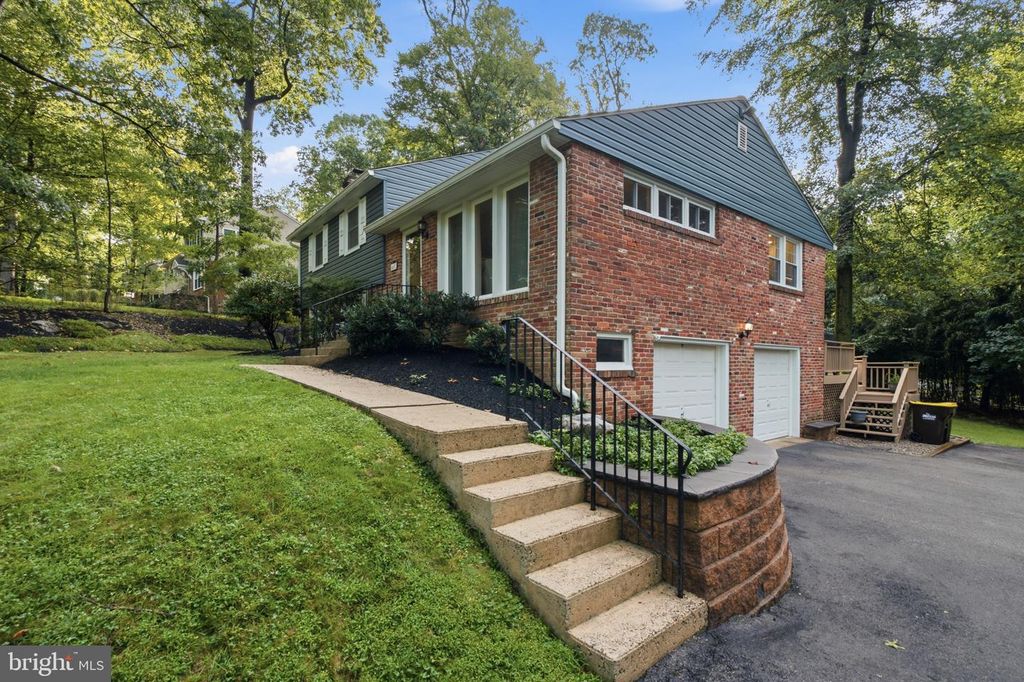 687 BROOKWOOD RD, WAYNE, PA 19087 — photo 3