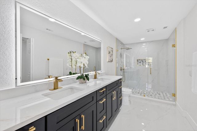 6403 ELLIOT DRIVE, Tampa, FL 33615