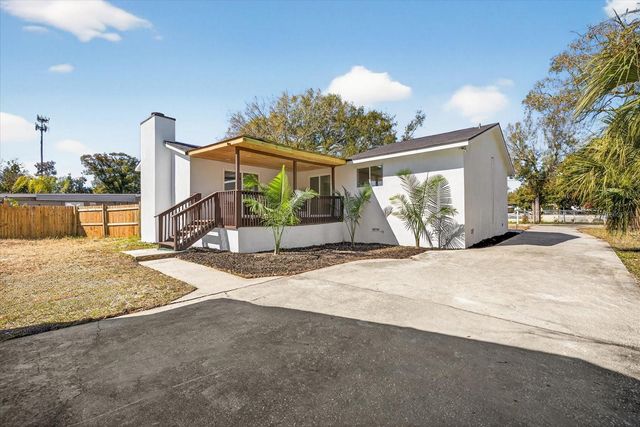 6403 ELLIOT DRIVE, Tampa, FL 33615