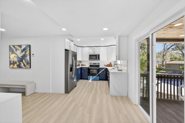 6403 ELLIOT DRIVE, Tampa, FL 33615