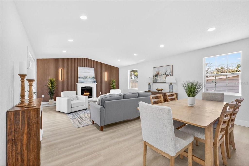 6403 ELLIOT DRIVE, Tampa, FL 33615