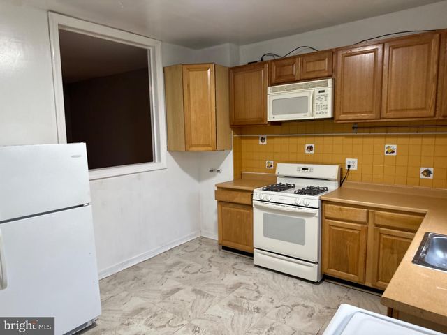 2019 RAYNER AVE, Baltimore, MD 21217