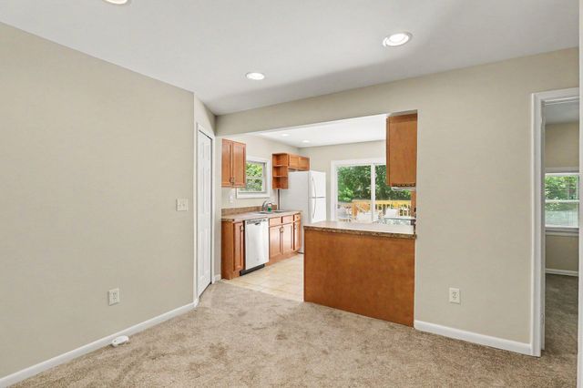 471 Elkinford Drive, White Lake Twp, MI 48383