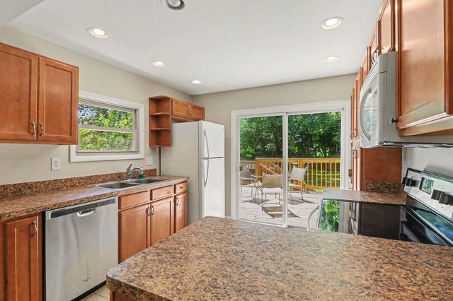 471 Elkinford Drive, White Lake Twp, MI 48383