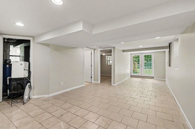 471 Elkinford Drive, White Lake Twp, MI 48383
