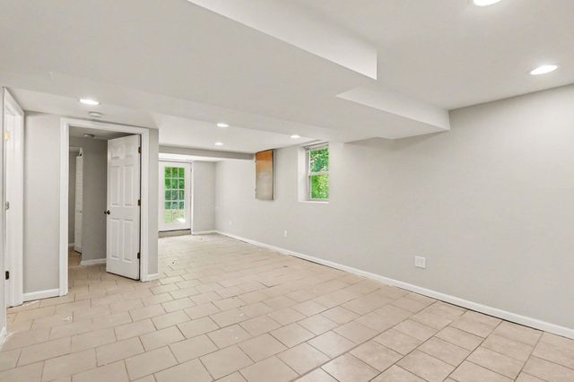 471 Elkinford Drive, White Lake Twp, MI 48383