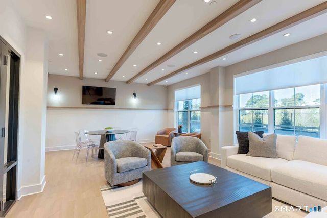 219 Ash Creek Boulevard 4401, Fairfield, CT 06824