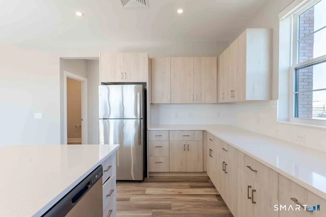 219 Ash Creek Boulevard 4401, Fairfield, CT 06824