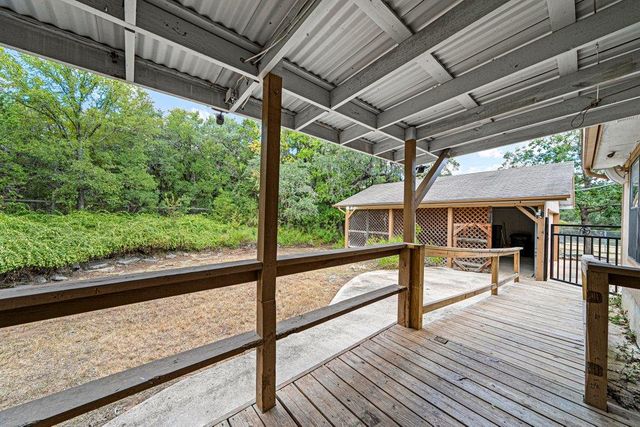 10 W El Camino Real, Wimberley, TX 78676