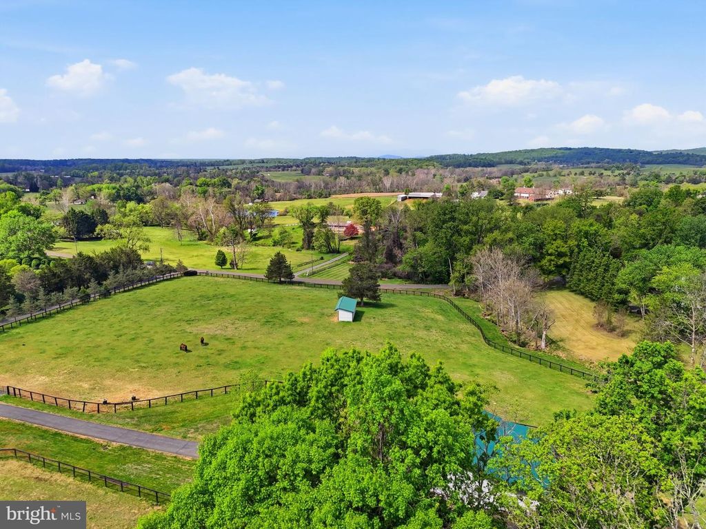LEIGH RD, Warrenton, VA 20186