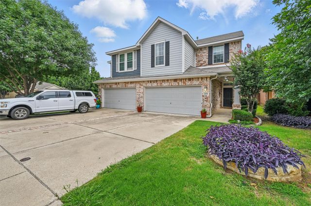 1436 Ravenwood Drive, Mansfield, TX 76063