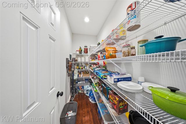 16475 Haverhill Drive, Macomb Township, MI 48044