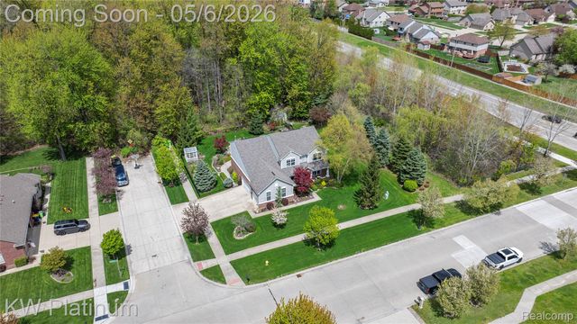 16475 Haverhill Drive, Macomb Township, MI 48044