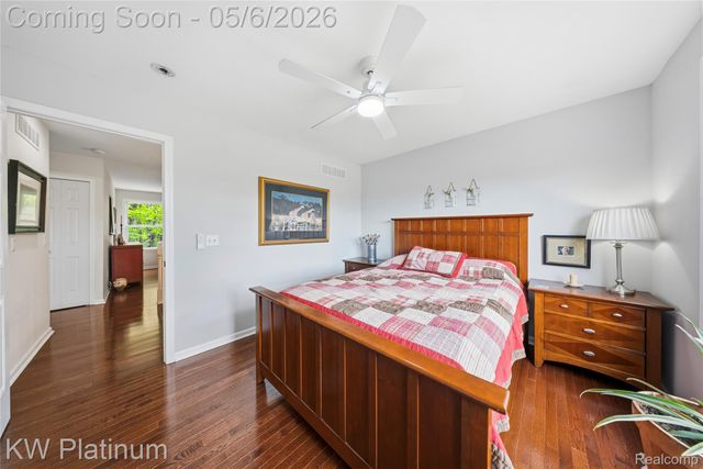 16475 Haverhill Drive, Macomb Township, MI 48044