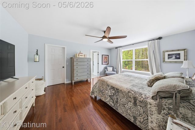 16475 Haverhill Drive, Macomb Township, MI 48044