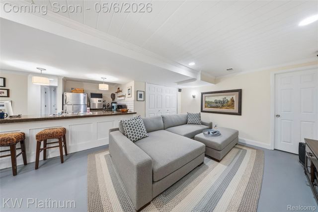 16475 Haverhill Drive, Macomb Township, MI 48044