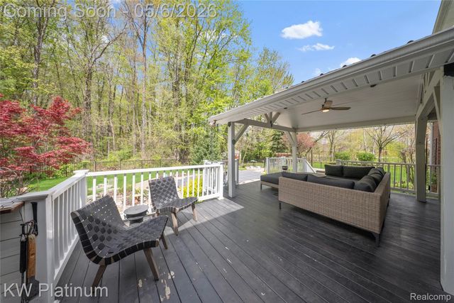 16475 Haverhill Drive, Macomb Township, MI 48044