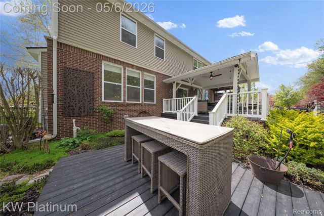 16475 Haverhill Drive, Macomb Township, MI 48044