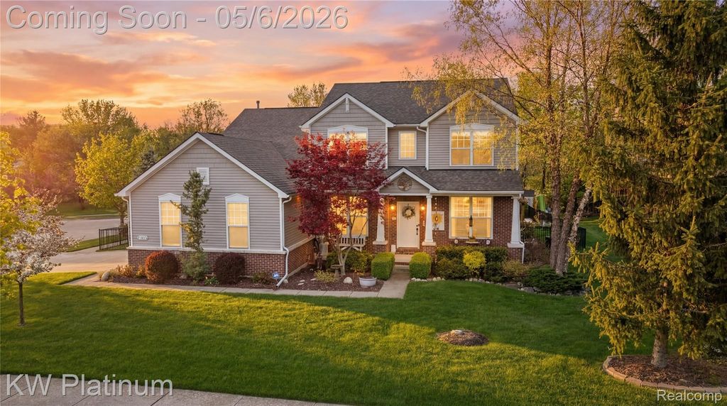 16475 Haverhill Drive, Macomb Township, MI 48044