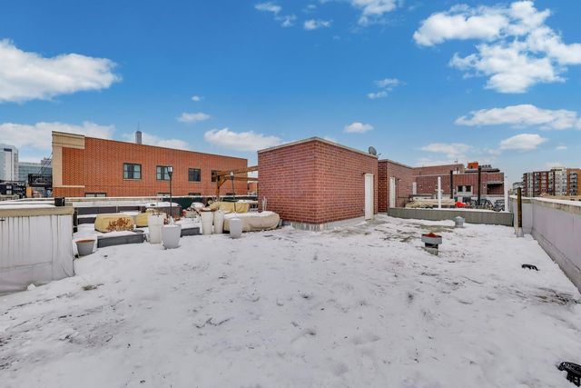 1169 W Madison Street 4W, Chicago, IL 60607