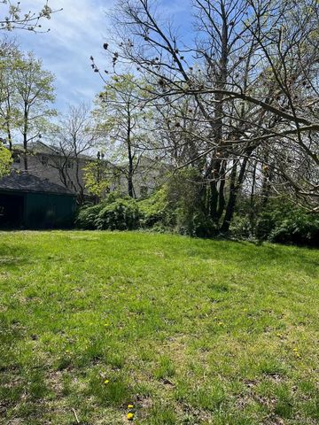 2921 Healy Avenue, Far Rockaway, NY 11691