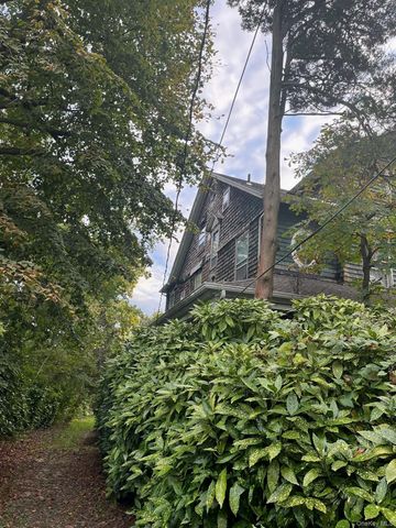 2921 Healy Avenue, Far Rockaway, NY 11691