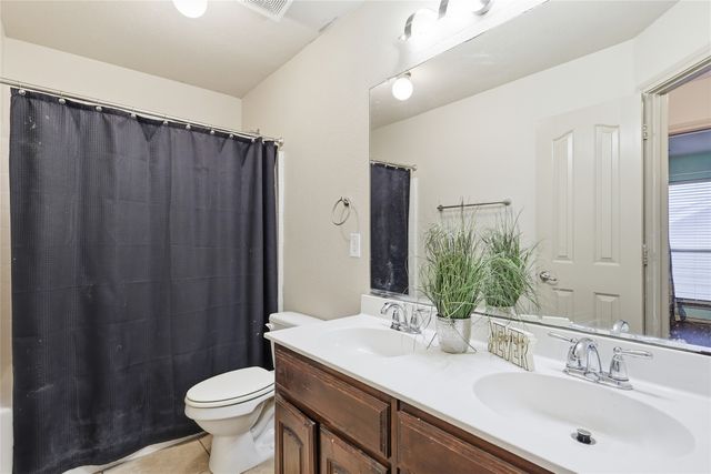 5920 Kristen Drive, Fort Worth, TX 76131