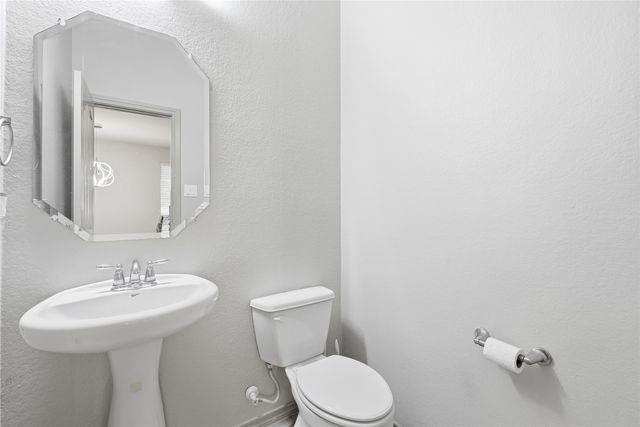 5920 Kristen Drive, Fort Worth, TX 76131