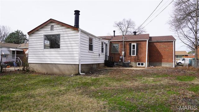9244 Edna Street, St Louis, MO 63137