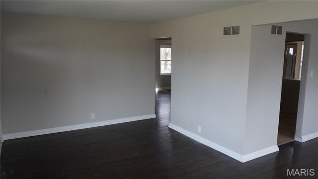 9244 Edna Street, St Louis, MO 63137