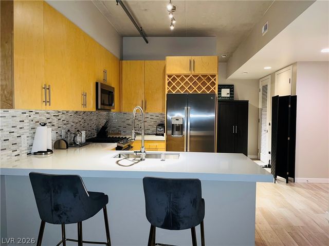 353 East Bonneville Avenue 425, Las Vegas, NV 89101