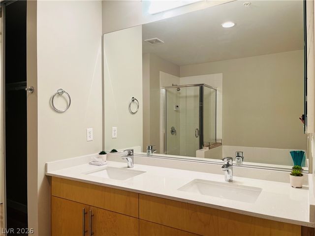 353 East Bonneville Avenue 425, Las Vegas, NV 89101
