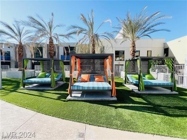353 East Bonneville Avenue 425, Las Vegas, NV 89101