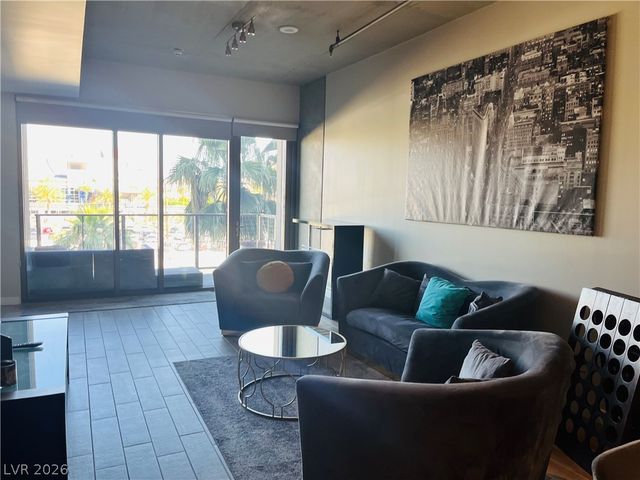 353 East Bonneville Avenue 425, Las Vegas, NV 89101
