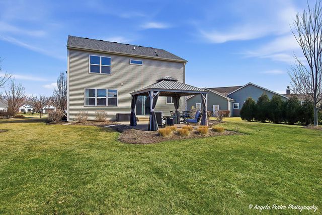 3201 Christopher Court, Johnsburg, IL 60051