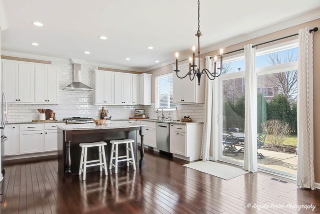 3201 Christopher Court, Johnsburg, IL 60051