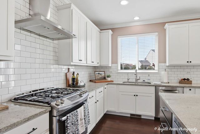 3201 Christopher Court, Johnsburg, IL 60051