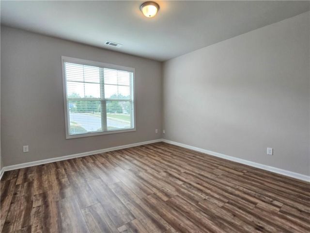 5414 Town Square Way, Flowery Branch, GA 30542
