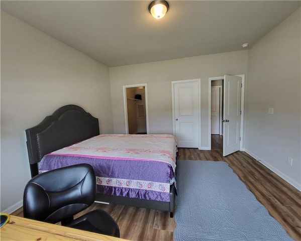 5414 Town Square Way, Flowery Branch, GA 30542