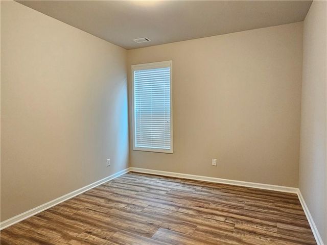 5414 Town Square Way, Flowery Branch, GA 30542