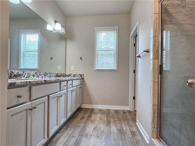 5414 Town Square Way, Flowery Branch, GA 30542