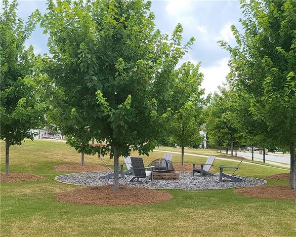 5414 Town Square Way, Flowery Branch, GA 30542