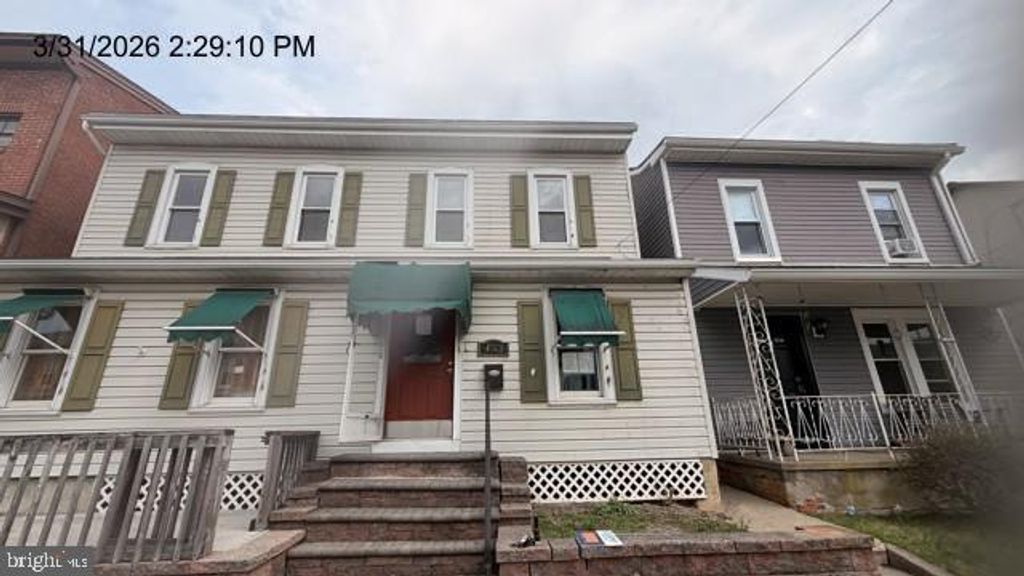 453 MAIN ST, Shoemakersville, PA 19555