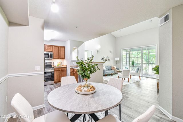 8550 TOUCHTON Road, 932, Jacksonville, FL 32216
