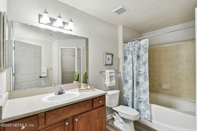 8550 TOUCHTON Road, 932, Jacksonville, FL 32216