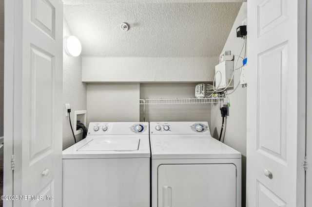 8550 TOUCHTON Road, 932, Jacksonville, FL 32216