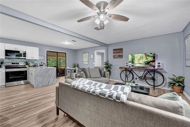 6 Ipswich Drive, Bella Vista, AR 72714